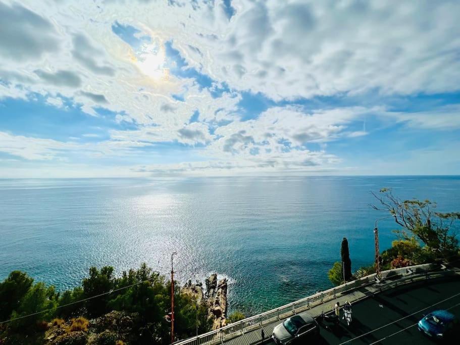 Suite Sunset 21 - Fronte Mare Sanremo Eksteriør billede